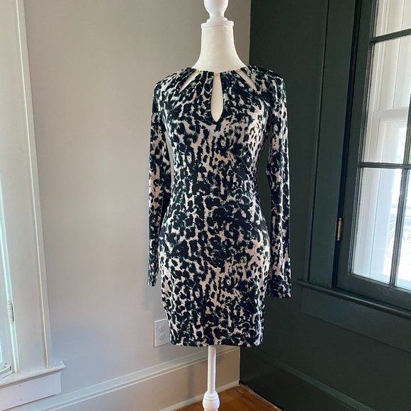 bebe Dresses & Skirts - NWT Bebe animal print fully lined dress with gold chain neck detail xxs